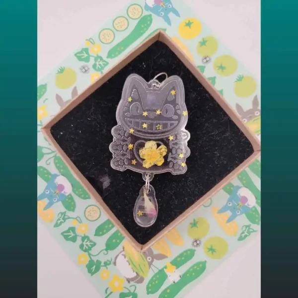 pendentif fait main en résine et fleur motif chat bus de Totoro