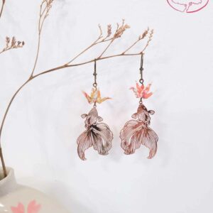 boucles d'oreilles en origami japonaises grues sur carpe koi 2