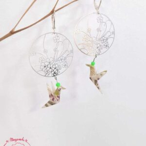 boucles d'oreilles en origami japonaises colombes cerce de sakura 3