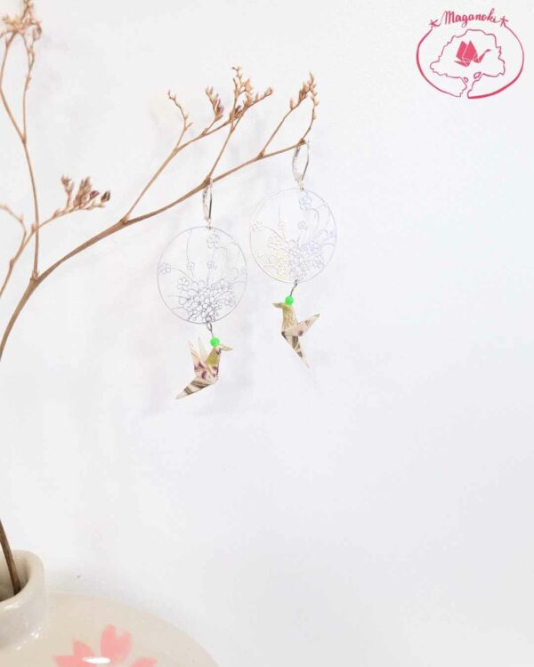 boucles d'oreilles en origami japonaises colombes cerce de sakura 2