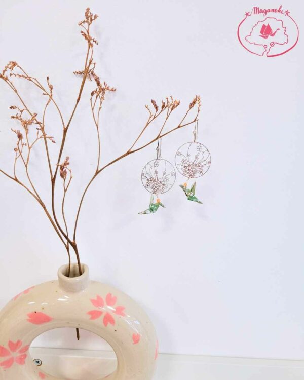 boucles d'oreilles en origami japonaises colombes sakura
