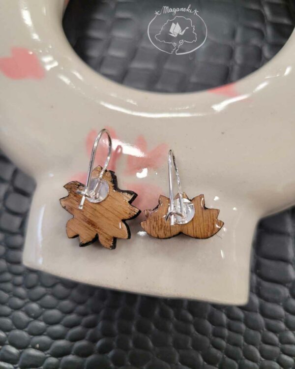 boucles d'oreilles en bois et washi lotus dos