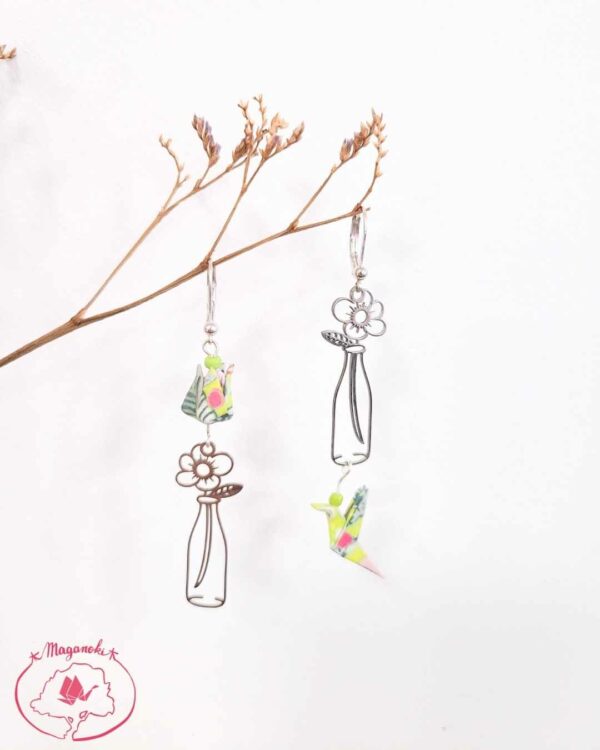boucles d'oreilles en origami japonaises lotus et colombes fleur en bouteille 3
