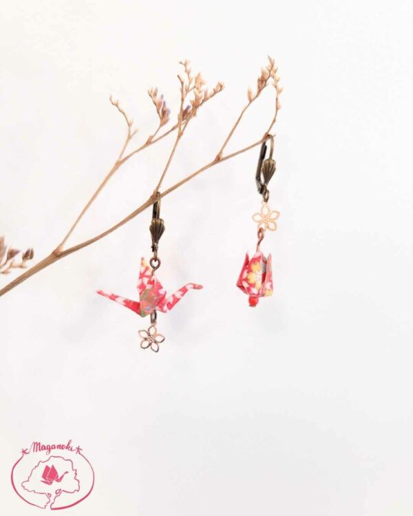 boucles d'oreilles en origami japonaises lotus et grues rouges sur sakura 3