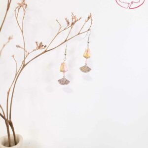 boucles d'oreilles en origami japonaises lotus pastels sur petit eventail 2