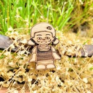 broche en bois - corée - squid games2