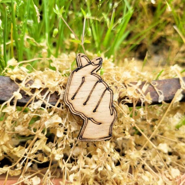 broche en bois - corée - xoxo - _3