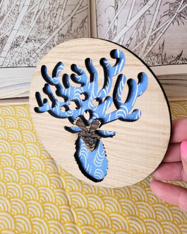 cadres bois et washi - dieu-cerf - bleu 2