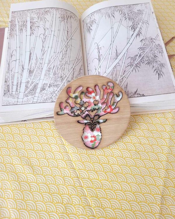 cadres bois et washi - dieu-cerf - sakura rose
