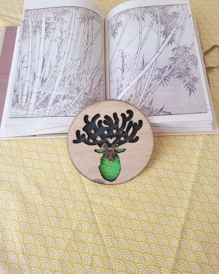 cadres bois et washi - dieu-cerf - vert et noir