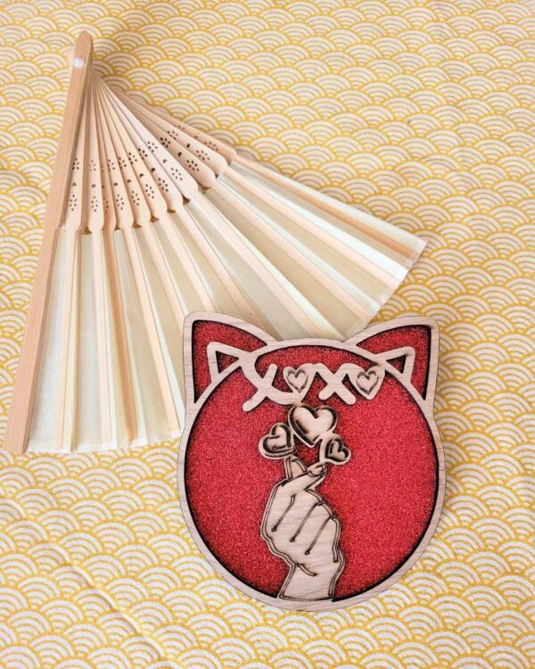 cadre en bois XOXO - paillettes rouges