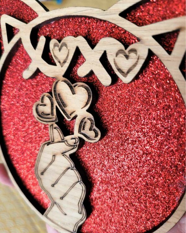 cadre en bois XOXO - paillettes rouges 2