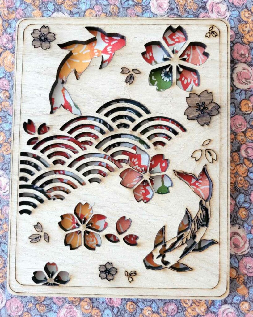 cadre en bois estampes carpes et sakura - pivoines rouges