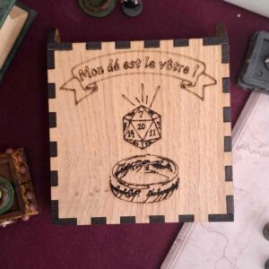 boite à dés inspirée LOTR : mon dé est le vôtre ! 2