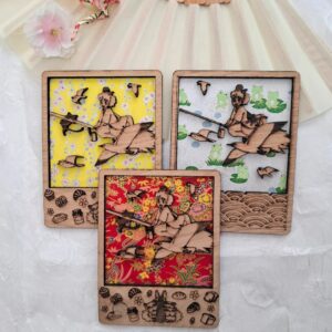cadre en bois inspiré de Kiki la petite sorcière : trio