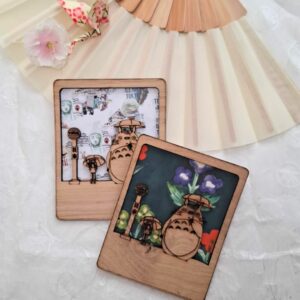 cadre en bois inspiré de totoro : duo